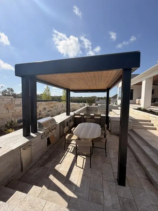 Steel pergola by TG Welding